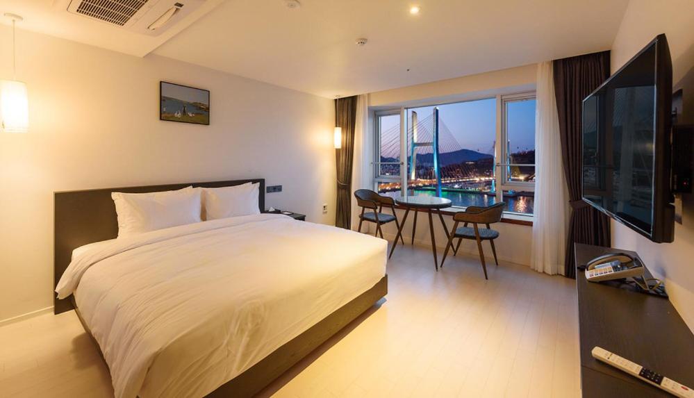 Yeosu Hotel Haven מראה חיצוני תמונה